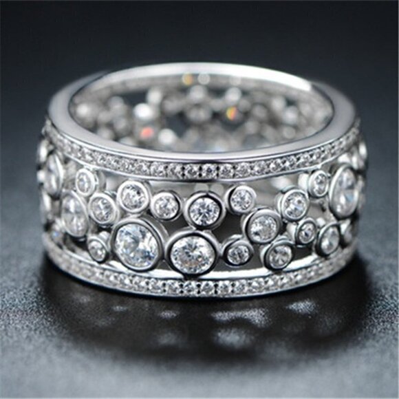 💎 Double Layer Silver Hollow Fashion Rings for Women PD397